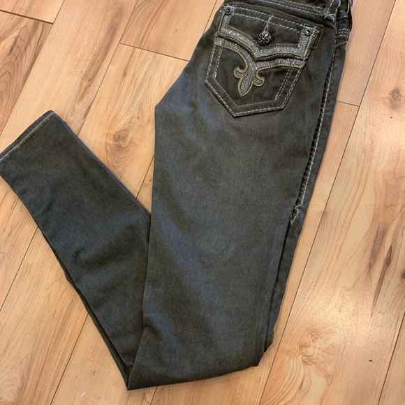 Designer Jeans - Picture 2 of 8